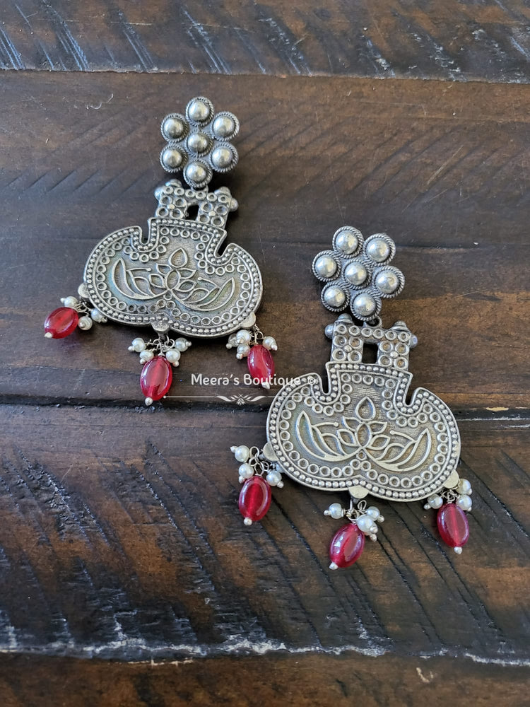 Oxidized German Silver Earrings with Jadu Kundan Jhumkas #53766 | Buy  Jhumka Earrings Online